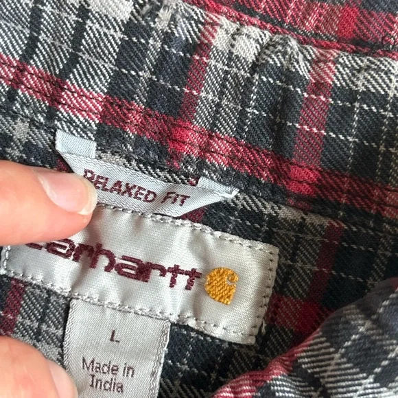 Carhartt men’s relaxed fit L plaid flannel long sleeve button down top shirt - Picture 6 of 7